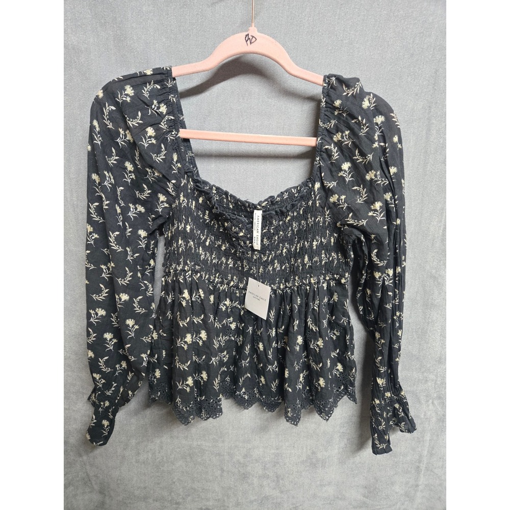 American Eagle Floral Smocked Peasant Top Blk Long Sleeve Eyelet Lace Medium NWT